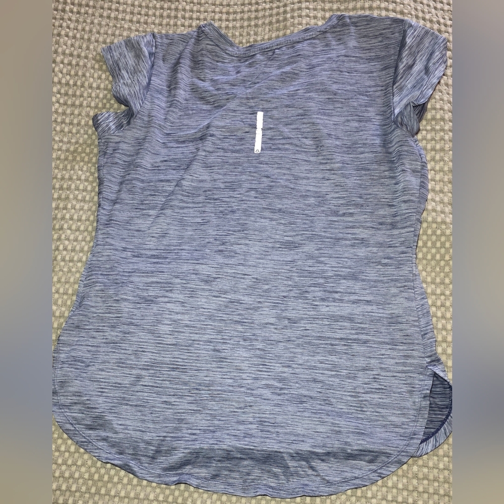 Reebok Heathered Gray Short Sleeve Tee - Picture 2 of 3